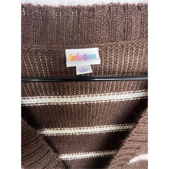 LuLaRoe Brown and White Striped Button Up Cardigan With Pockets - Picture 2 of 4